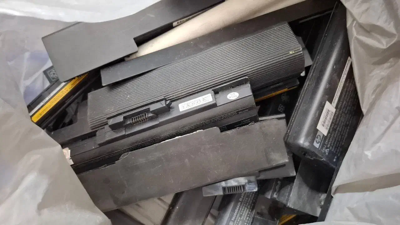 انواع باطری لب تاب|قطعات و لوازم جانبی رایانه|اسلامشهر, شهرک مهدیه|دیوار