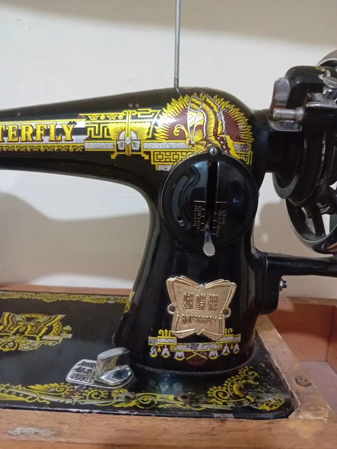 چرخ خیاطی مارک پروانه|چرخ خیاطی و ریسندگی|شیراز, مسلم|دیوار