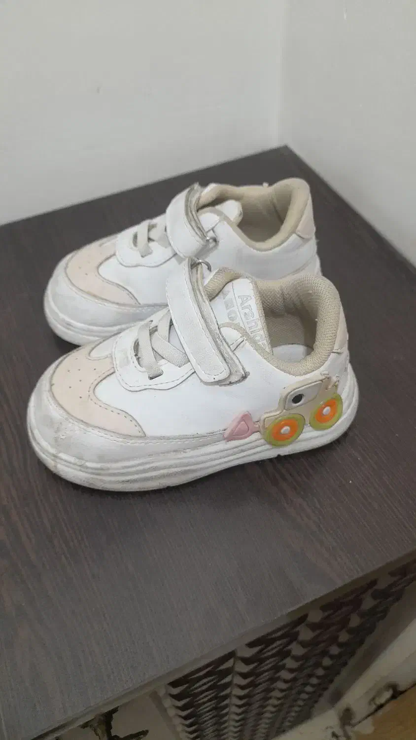 کفش دخترانه|کفش و لباس بچه|قرچک, مجتمع مسکونی طبیعت|دیوار