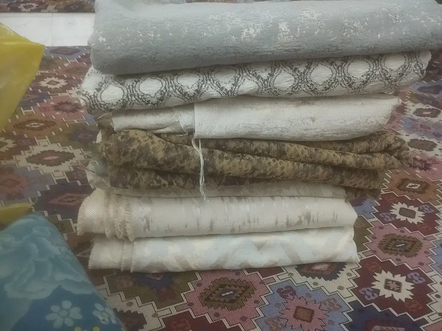 پارچه های کیلویی|لوازم خیاطی و بافتنی|تبریز, |دیوار