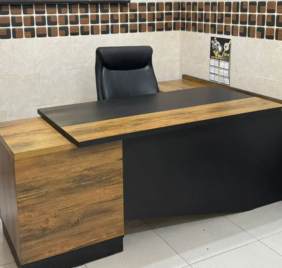 میز مدیریت ال / جادار / کاملا نو|دفتر کار|رشت, بلوار گیلان|دیوار