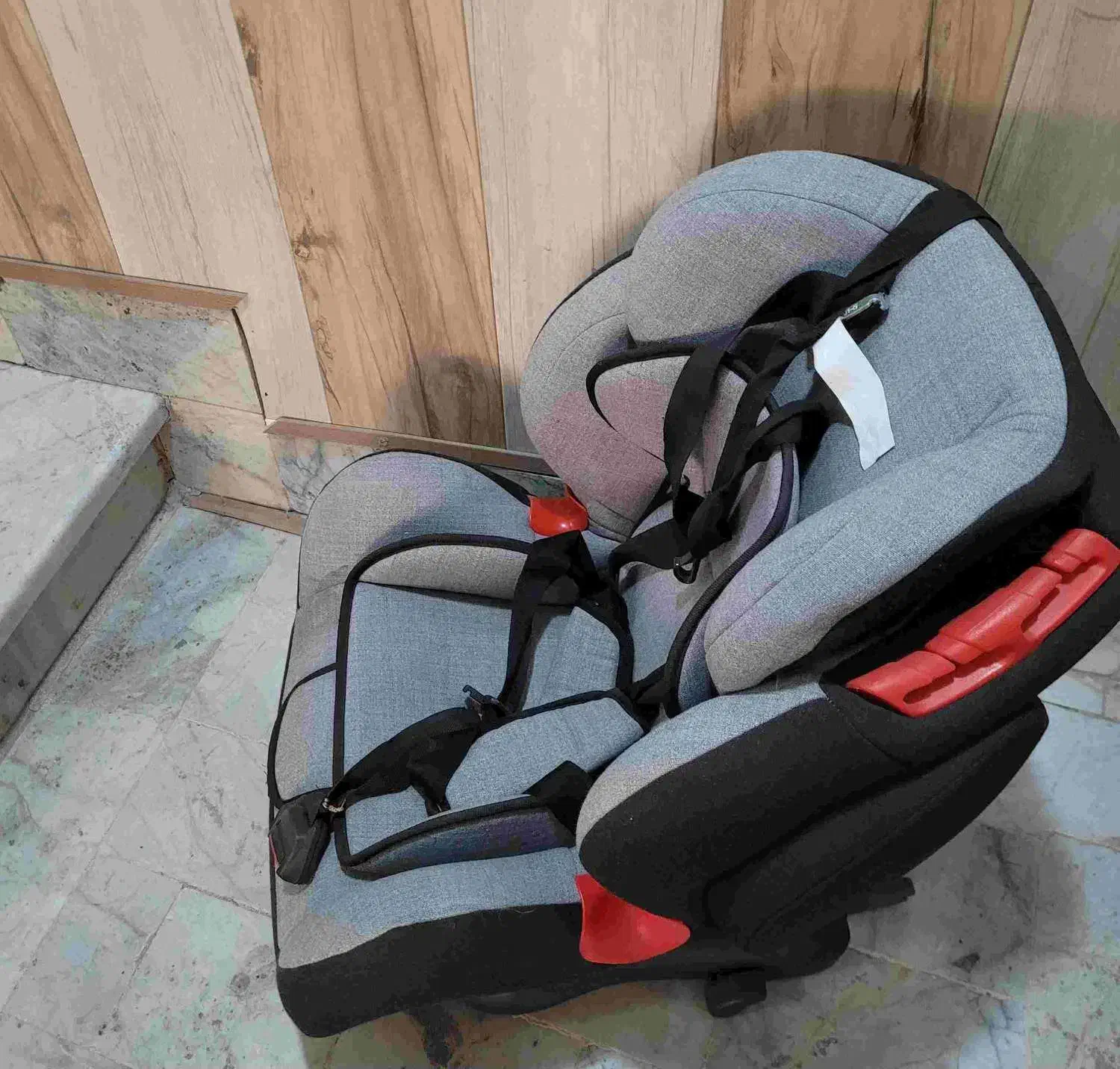 صندلی کودک بی بی مک|تخت و صندلی بچه|کرج, خرمدشت|دیوار