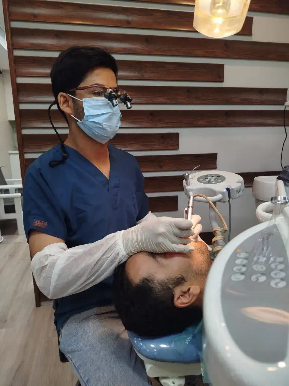 دندانپزشکی دکتر رضا هوایی|خدمات آرایشگری و زیبایی|اصفهان, سنبلستان|دیوار