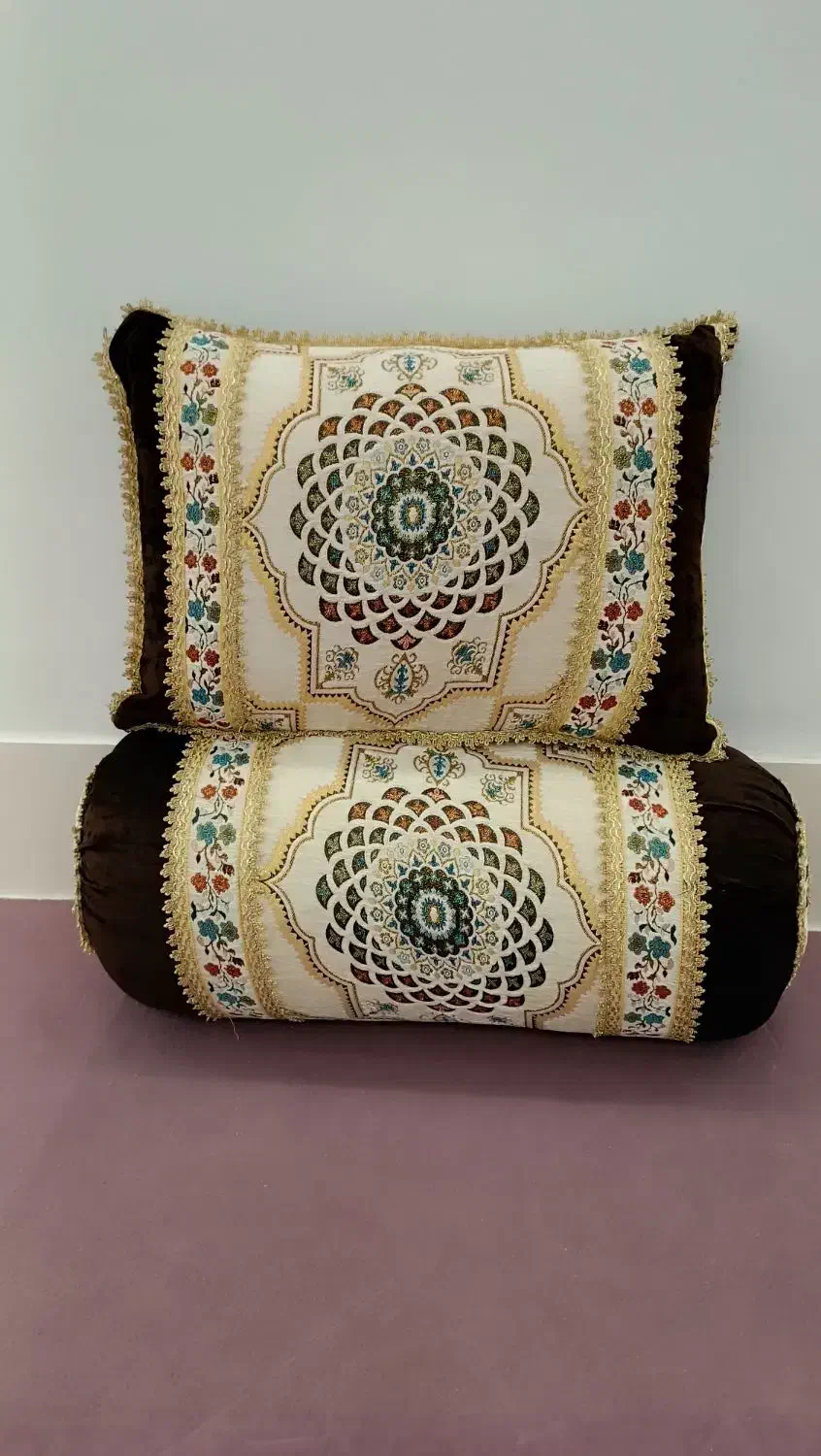 بالشت و پشتی|رختخواب، بالش، پتو|دهدشت, |دیوار