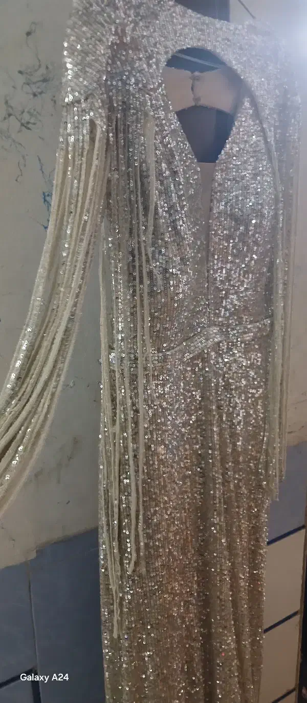 لباس مجلسی|لباس|امیدیه, |دیوار