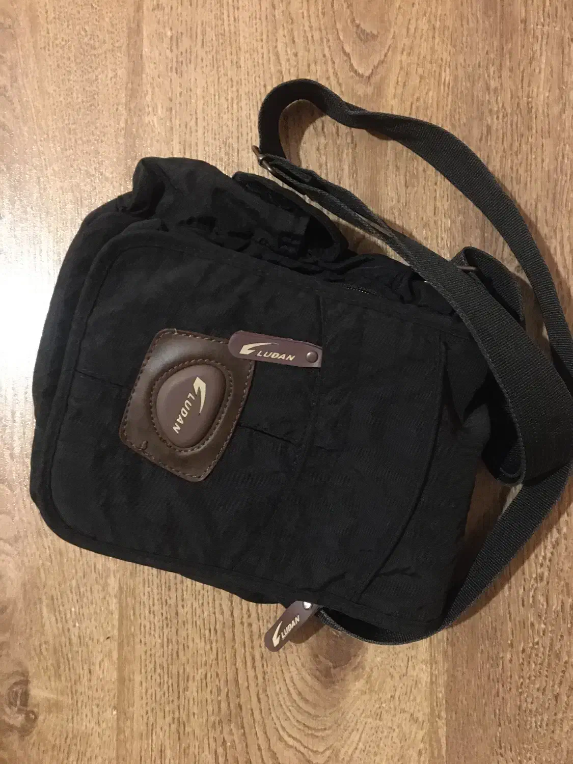 کیف دوشی اسپرت|کیف، کفش، کمربند|قائمشهر, |دیوار