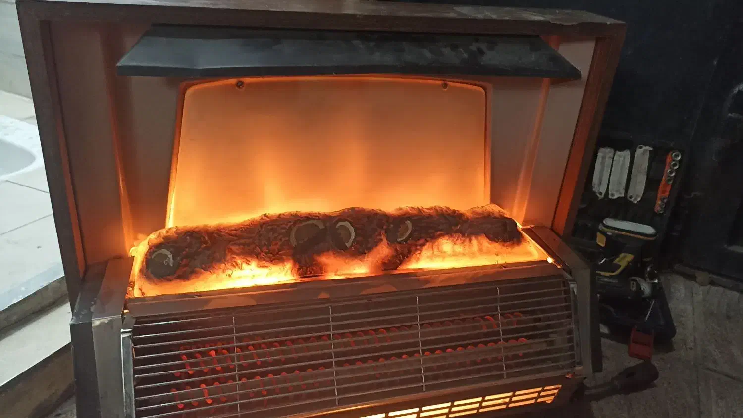 بخاری برقی شومینه نایاب|بخاری، هیتر، شومینه|ری, شهادت|دیوار