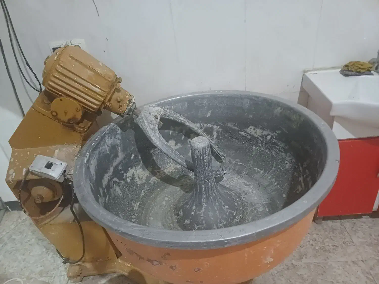 خمیر گیر ۲کیسه|فروشگاه و مغازه|پارسآباد, |دیوار