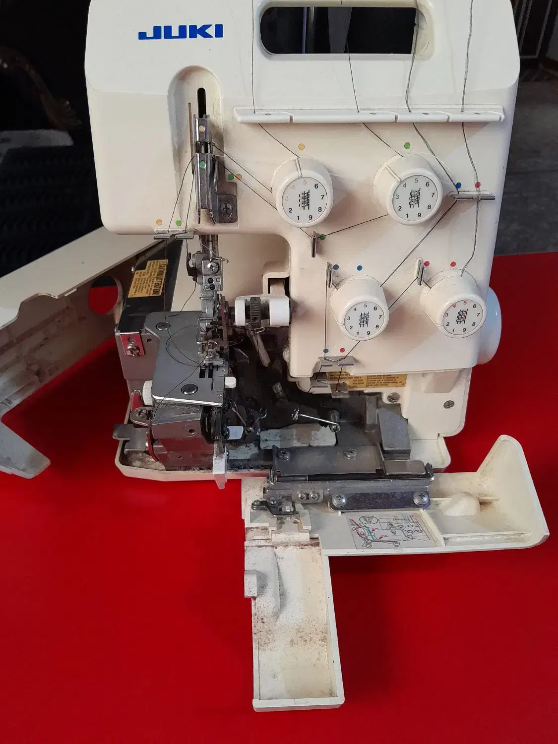 سردوز چهار نخ ژوکی|چرخ خیاطی و ریسندگی|رشت, جانبازان|دیوار