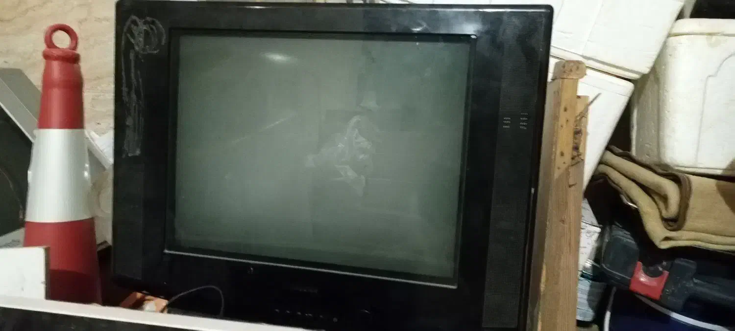 تلوزیون|تلویزیون و پروژکتور|شیراز, شهرک قمشه|دیوار