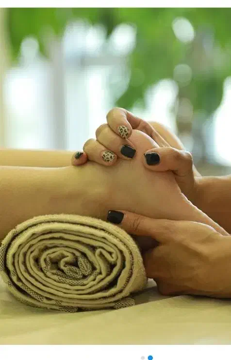 یک عدد تخت ماساژ در حد نو بفروش میرسد.|آرایشی، بهداشتی، درمانی|کرمان, |دیوار