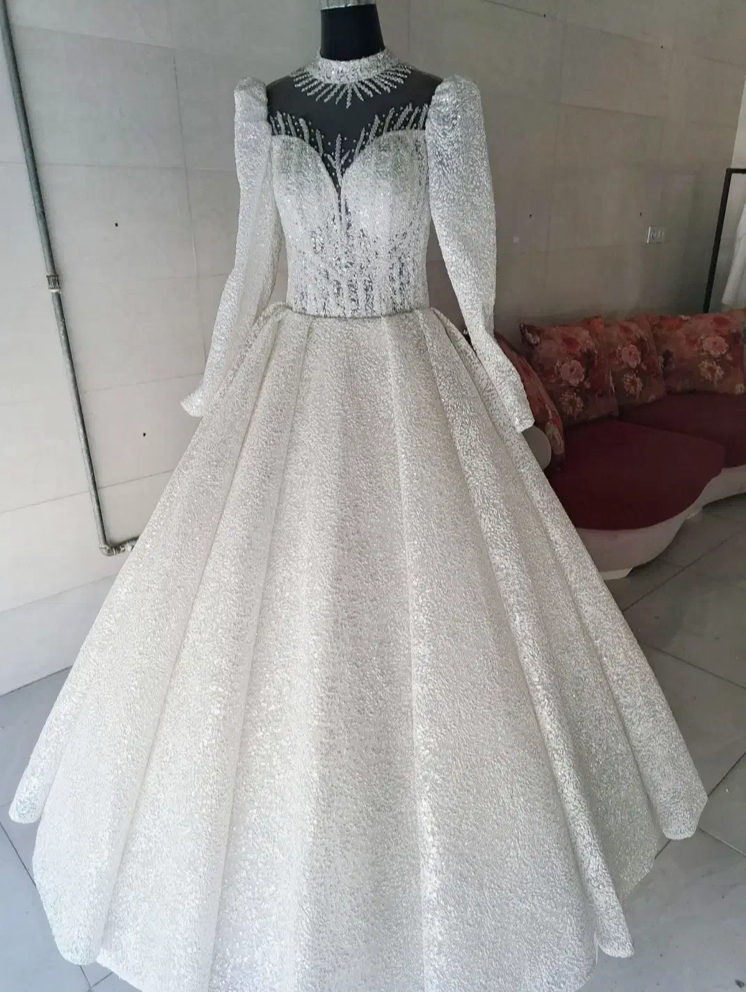 لباس عروس|لباس|دورود, |دیوار