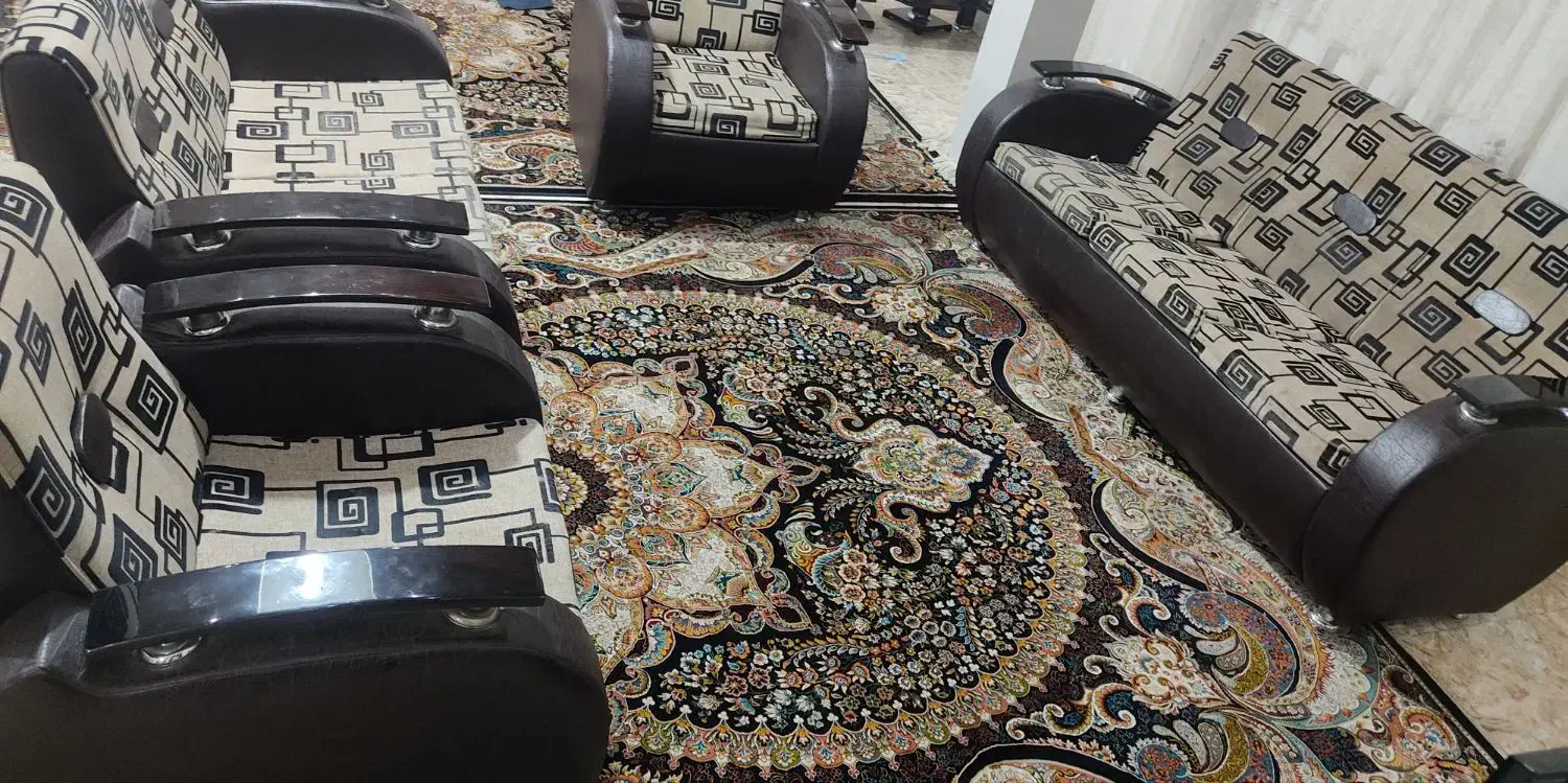 مبل 7نفره راحتی|مبلمان خانگی و میز عسلی|کرج, حسین آباد (اکبر آباد)|دیوار