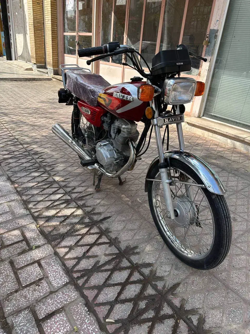 موتور هوندا سریر|موتورسیکلت|قم, بکایی|دیوار