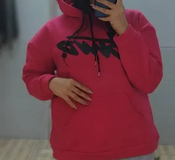 هودی ۳نخ|لباس|شیراز, کوشک میدان|دیوار