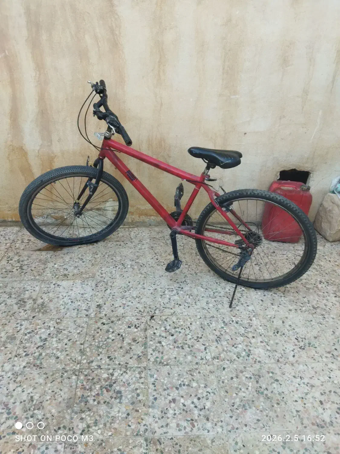 دوچرخه|دوچرخه، اسکیت، اسکوتر|معمولان, |دیوار