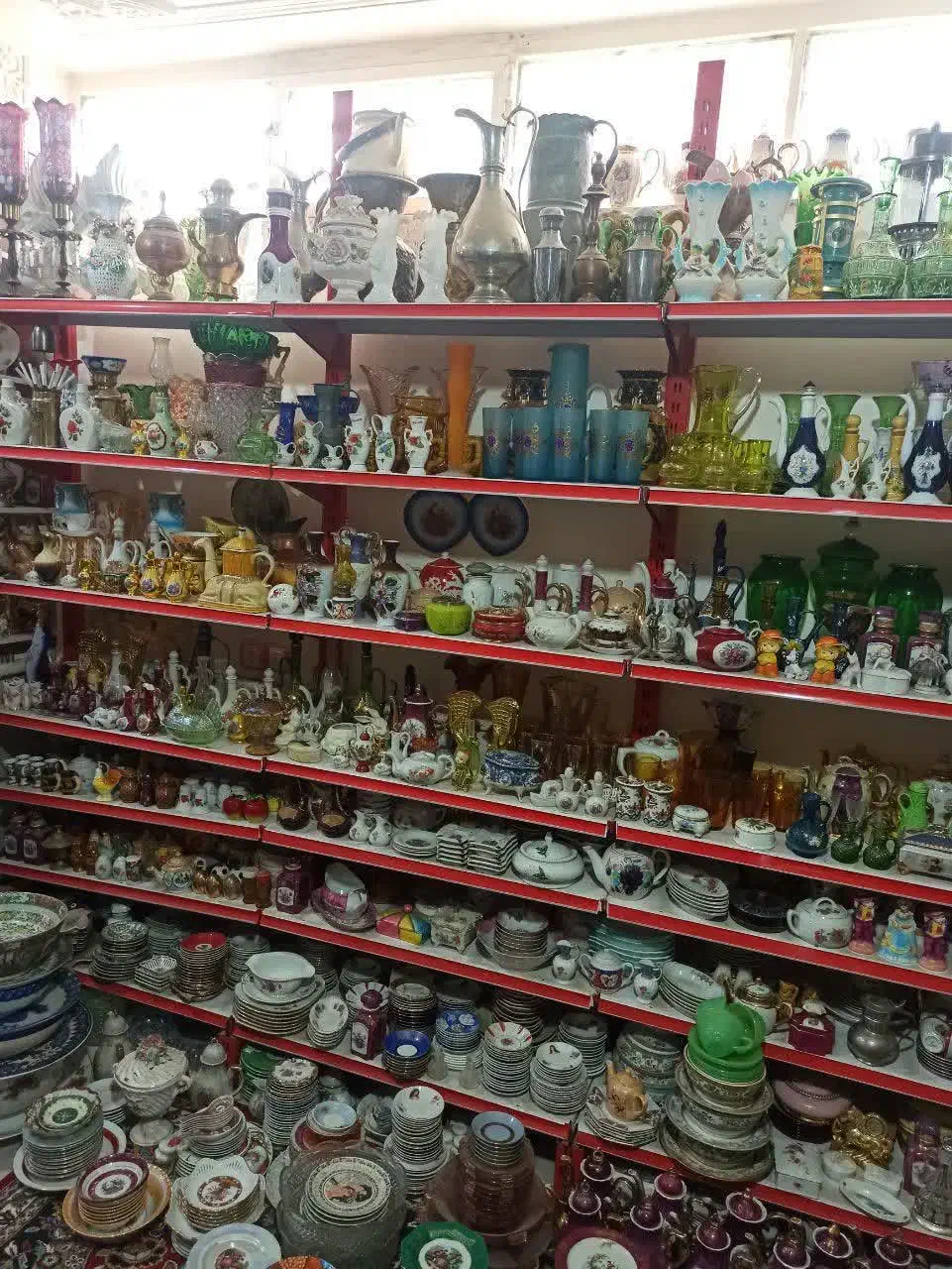 چراغ وچینیجات قدیم|کلکسیون اشیاء عتیقه|قم, حاج خلیل|دیوار