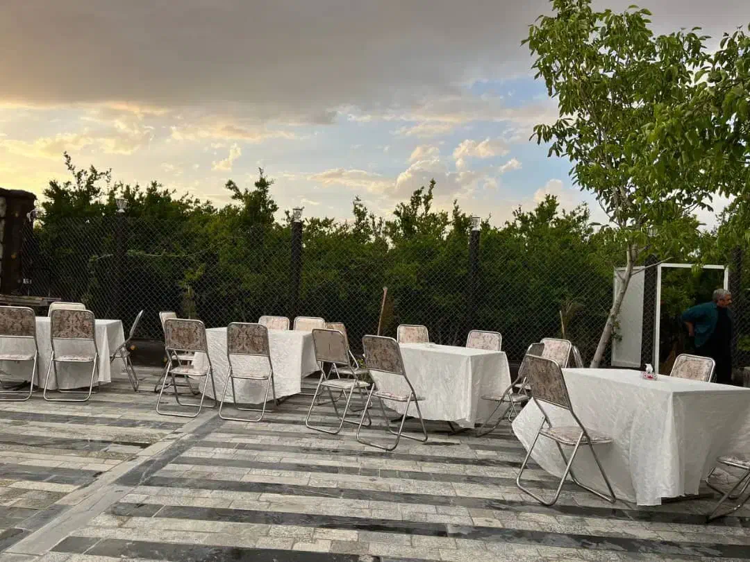 باغ ، ویلا|اجارهٔ کوتاه‌مدت ویلا و باغ|شاهین‌شهر, برخوار غرب|دیوار