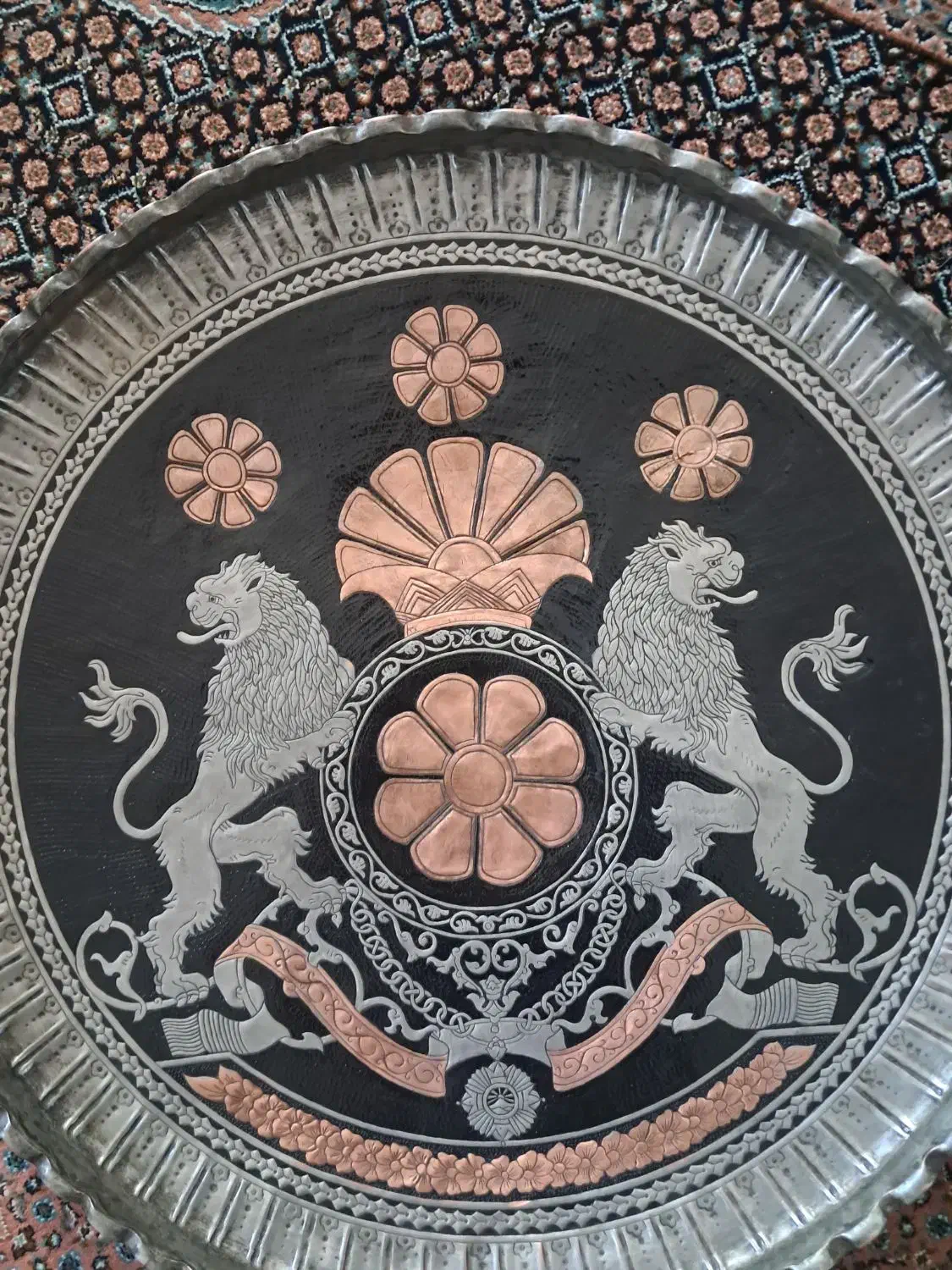 مجمعه مسی قلم زنی شده|کلکسیون اشیاء عتیقه|بیرجند, |دیوار