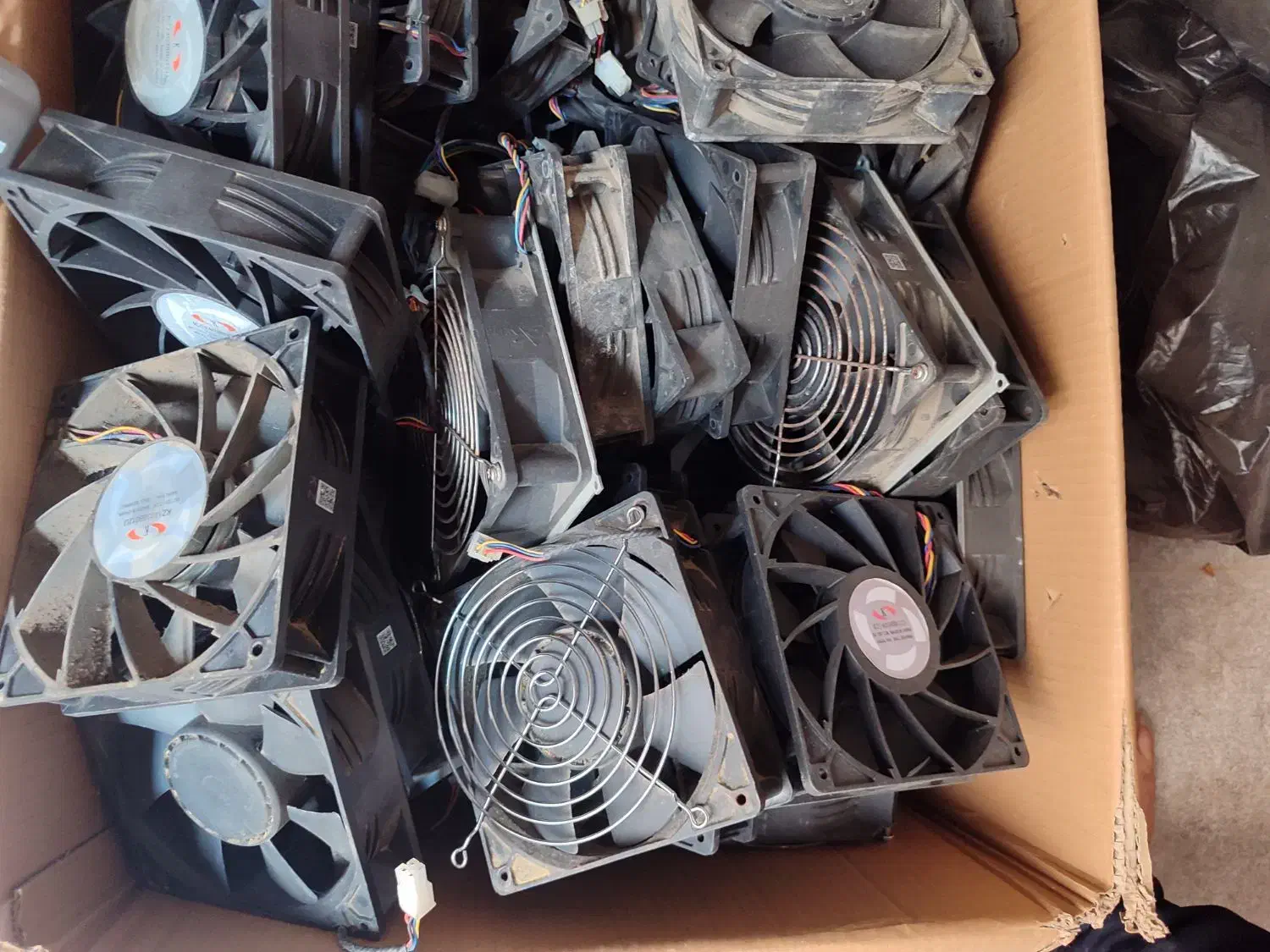 فن فابریک m30وm32وm21وm50|قطعات و لوازم جانبی رایانه|اهواز, شهرک رزمندگان|دیوار