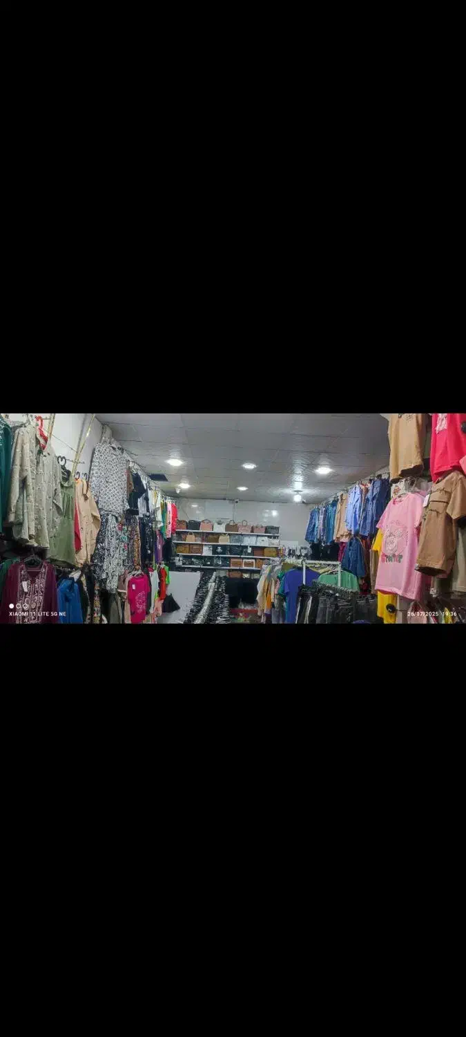 حراج پوشاک زنانه وبچگانه به علت تغییرشغل|لباس|جیرفت, |دیوار