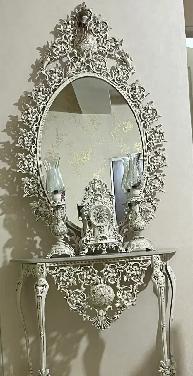 اینه و شمعدان|آینه|قزوین, |دیوار