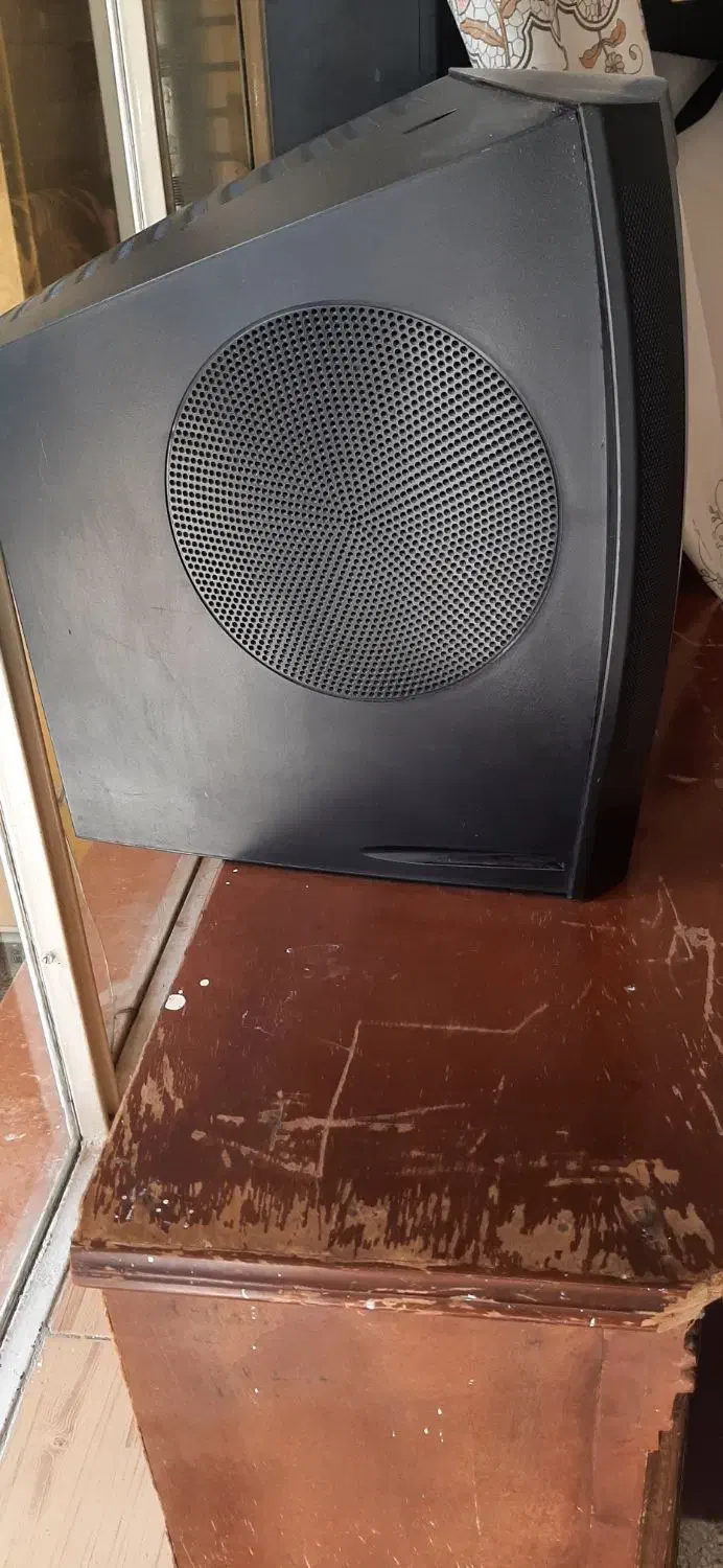 تلوزیون رنگی GRunDTGگروندیک پارس ساخت جرمنی|تلویزیون و پروژکتور|اصفهان, آبشار|دیوار