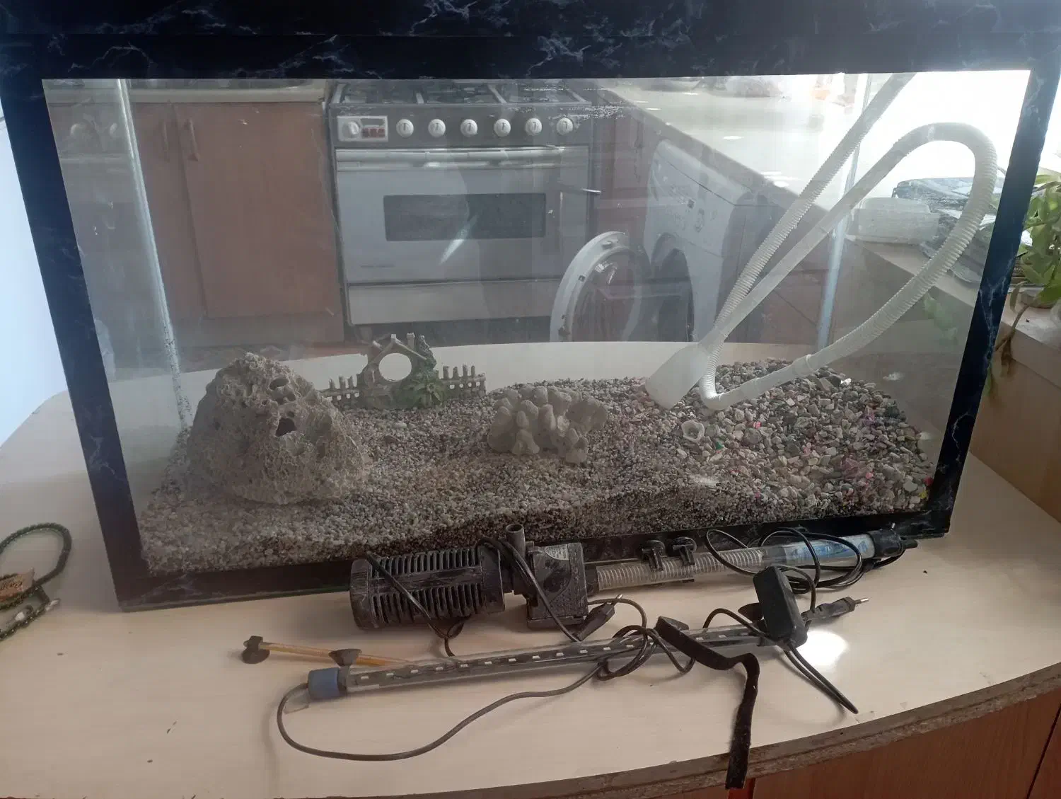 آکواریوم با تمام لوازم|ماهی|مشهد, هفده شهریور|دیوار