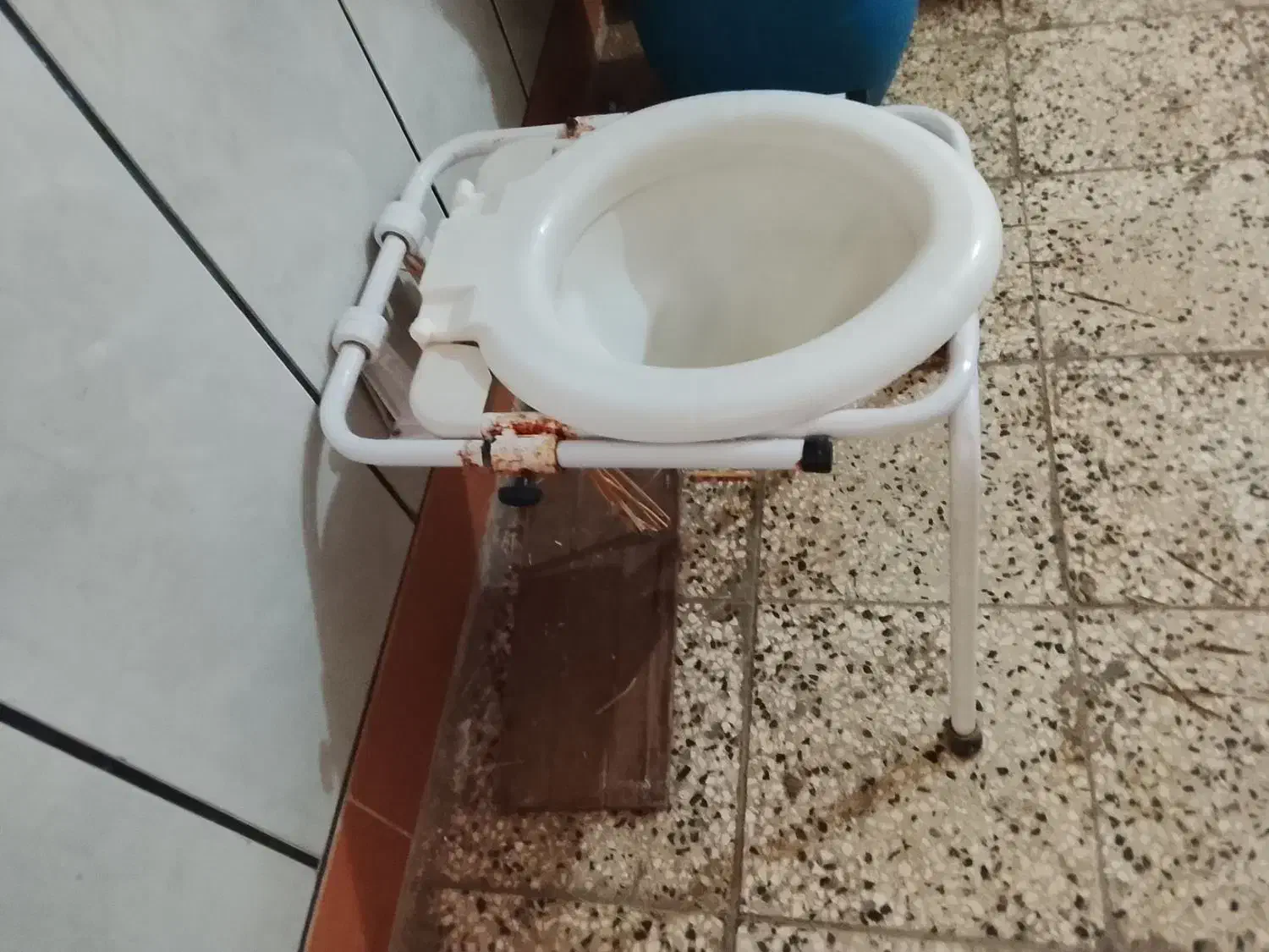 توالت فرنگی تمیز|لوازم سرویس بهداشتی|آزادشهر, |دیوار