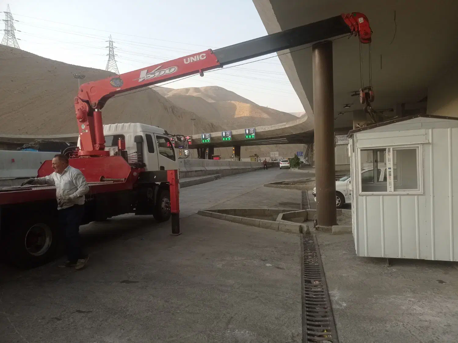 جرثقیل ۳ تن و ۵ تن|خدمات حمل و نقل|تهران, شهرک صدرا|دیوار