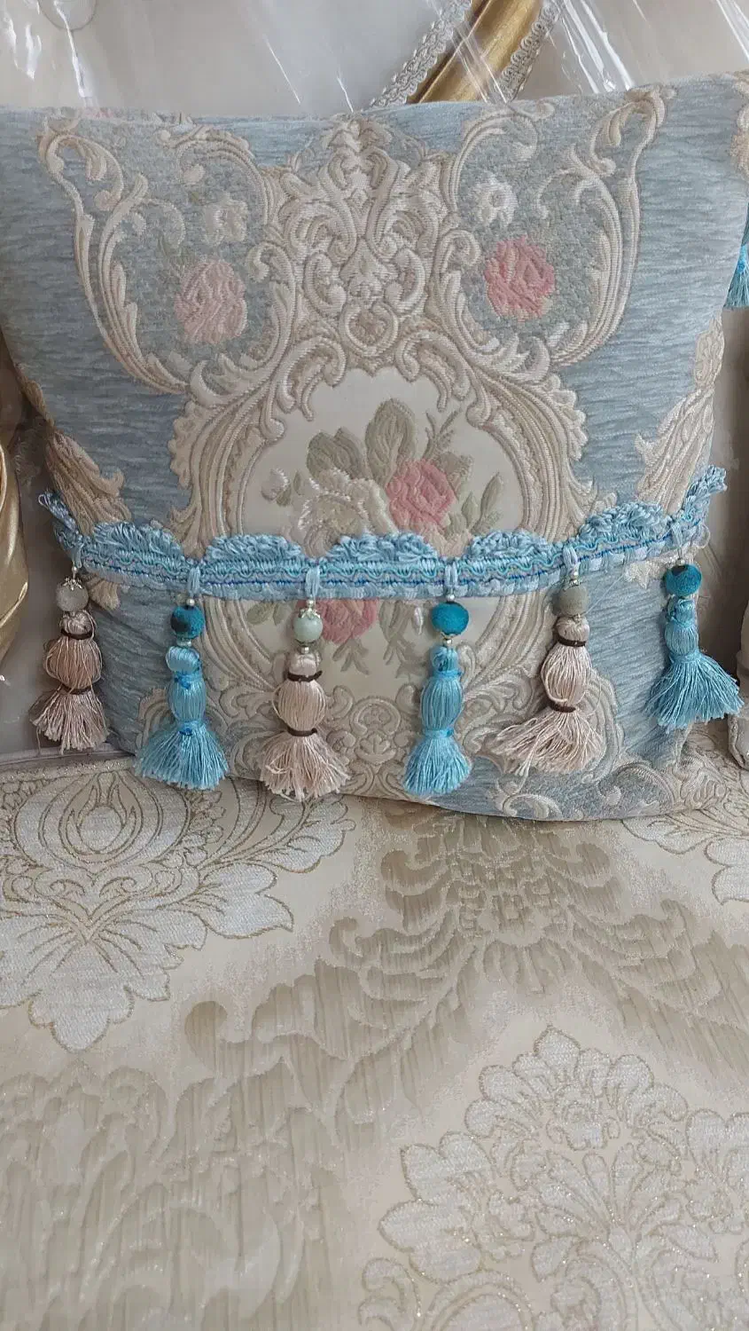 فرش ۱۵۰۰ شانه همراه پرده وکوسن ست|فرش|اسلامشهر, مظفریه|دیوار