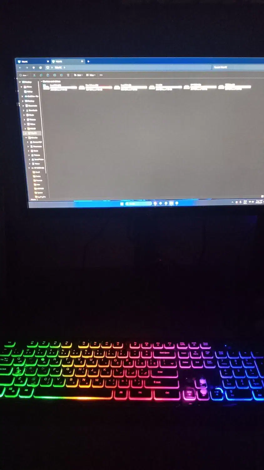 کامپیوتر خانگی (کیس رومیزی)|رایانه رومیزی|سنندج, |دیوار