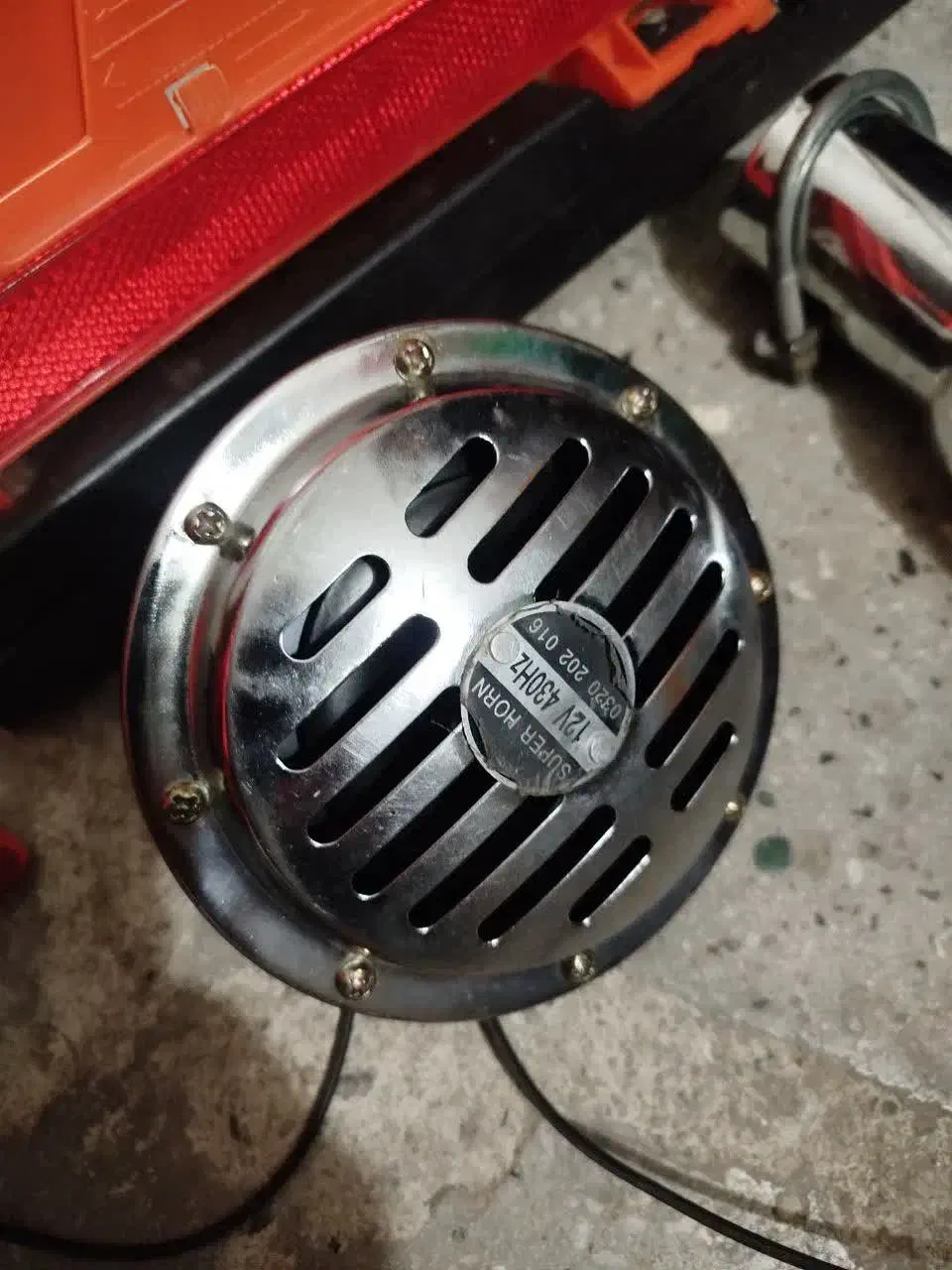 بوق .سراگزوز .مثلثی خطر|قطعات یدکی و لوازم جانبی|مشهد, شریف|دیوار