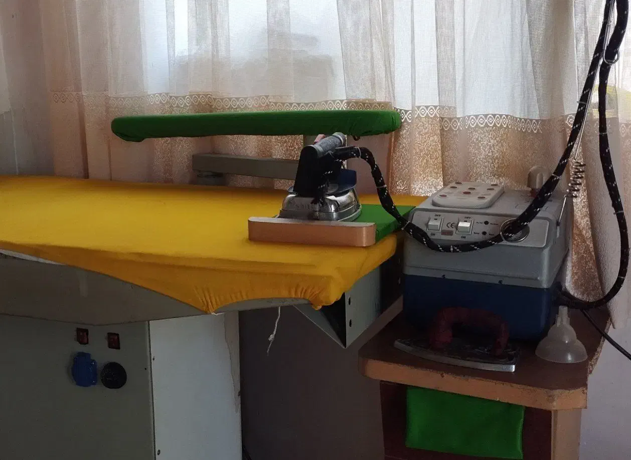 میز|لوازم خیاطی و بافتنی|قره چای, |دیوار