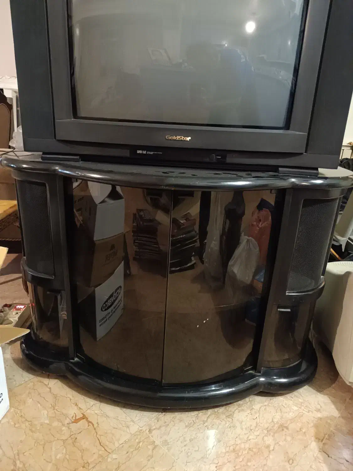 تلویزیون قدیمی - میز تلویزیون - مانیتور قدیمی LG|تلویزیون و پروژکتور|تهران, امیرآباد|دیوار