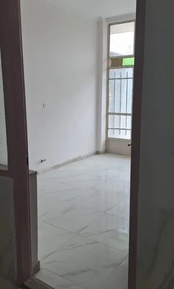 ملک اداری در خیابان اصلی مناسب برای آموزشگاه وشرکت|اجارهٔ دفتر کار، اتاق اداری، مطب|یزد, |دیوار