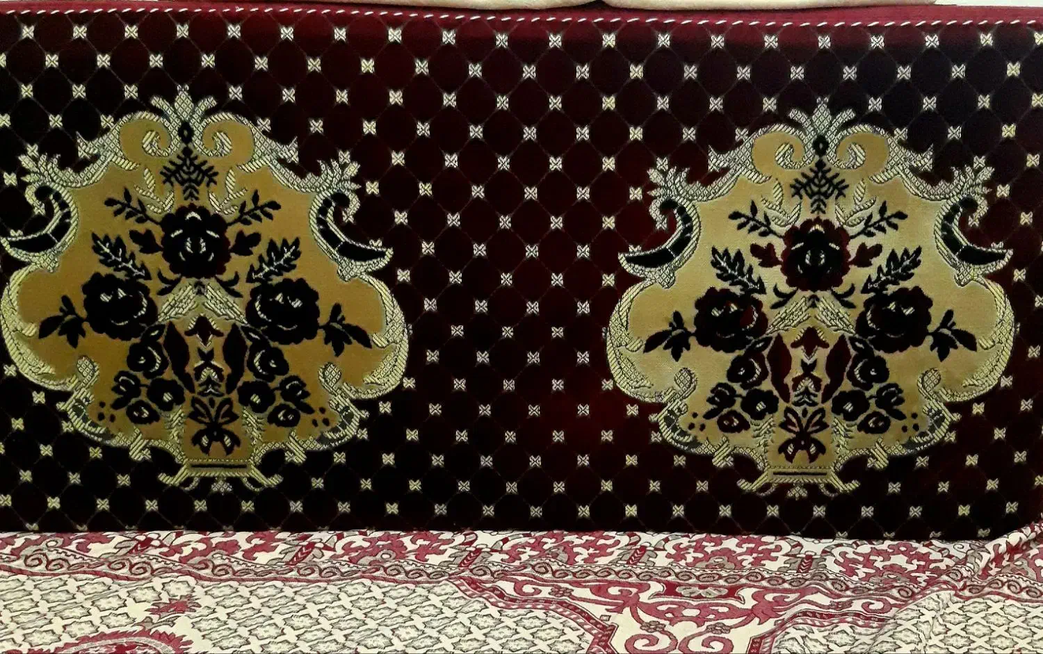 پشتی|پشتی|تبریز, |دیوار