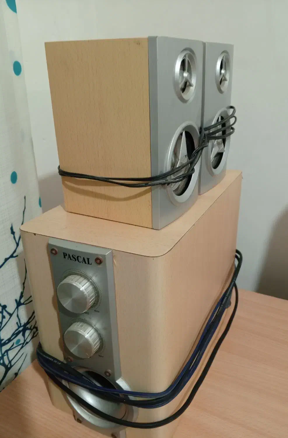 کامپیوتر|رایانه رومیزی|رشت, جانبازان|دیوار