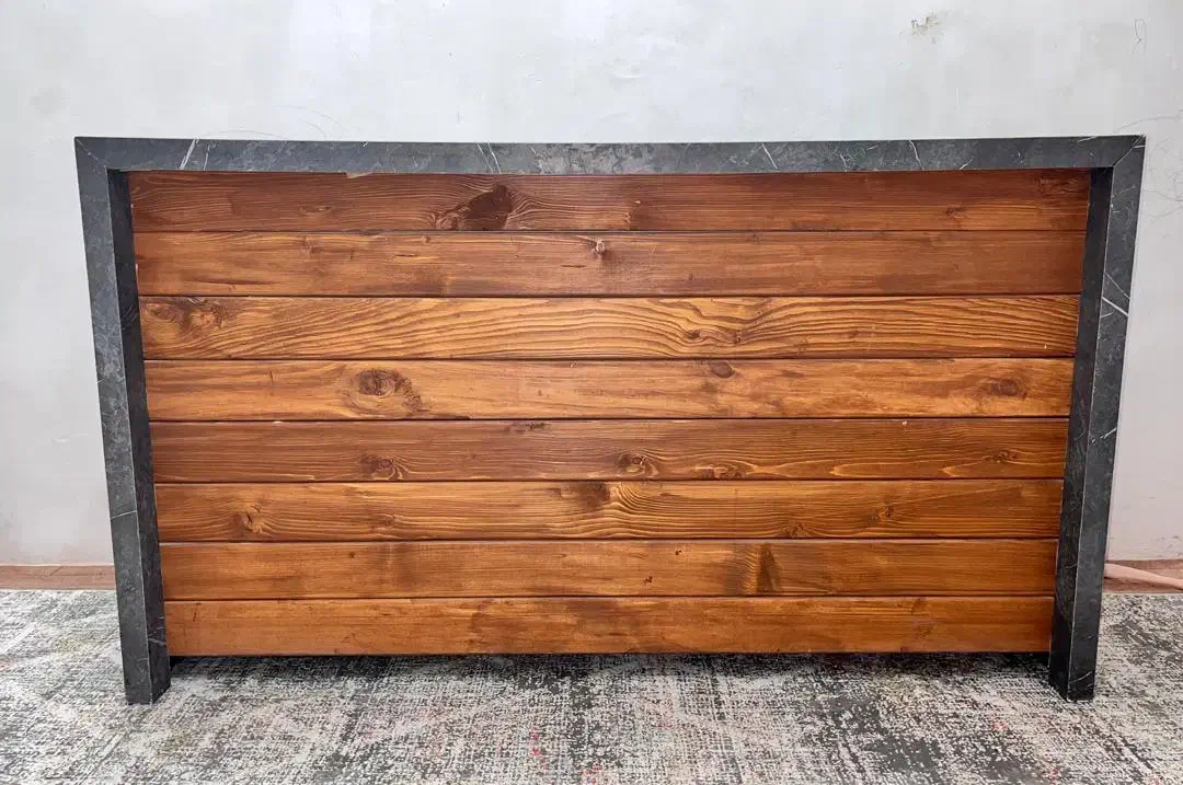 میز|میز تحریر و کامپیوتر|ابریشم, |دیوار