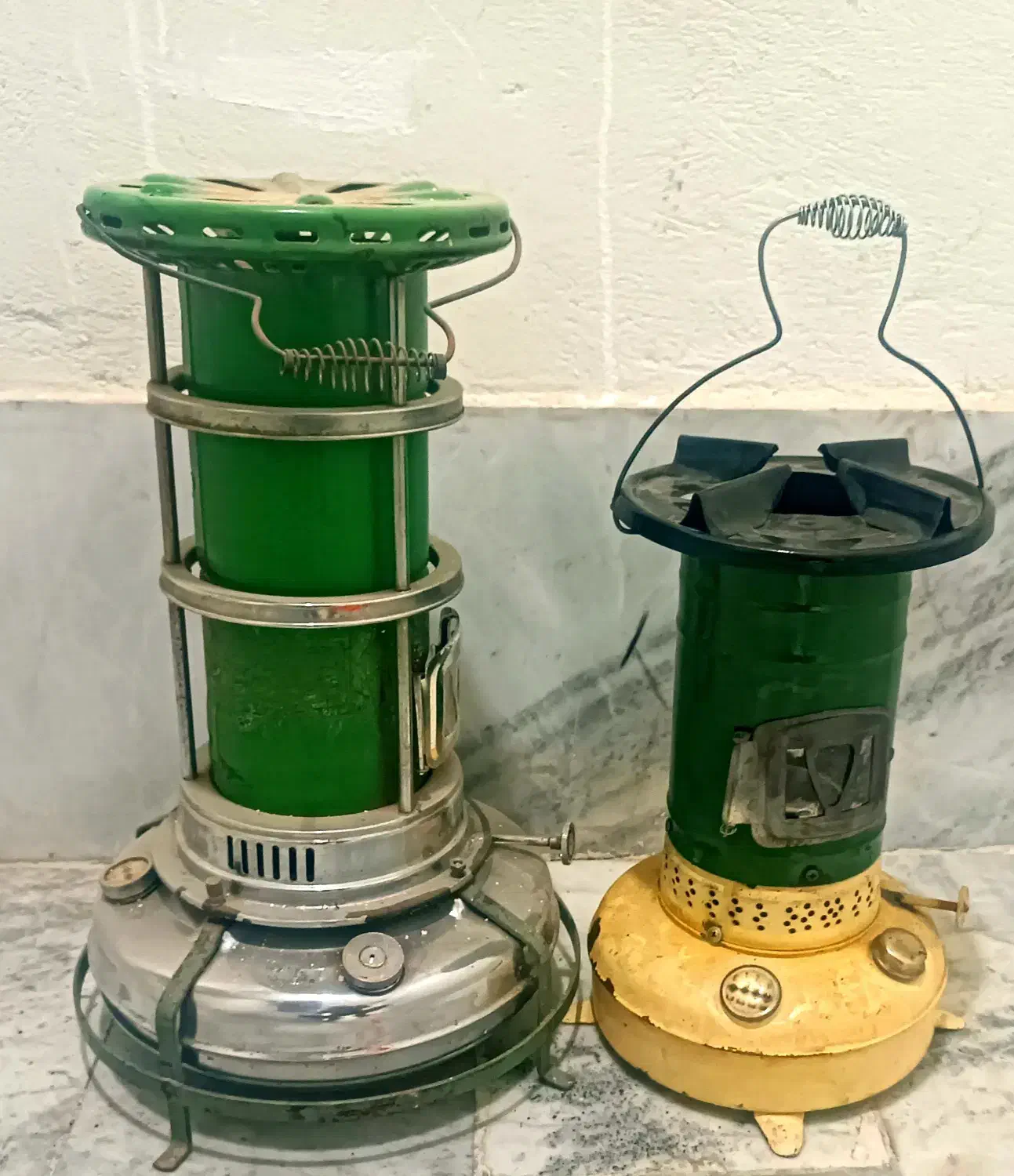 دو عدد بخاری نفتی عال نسب|بخاری، هیتر، شومینه|نی‌ریز, |دیوار