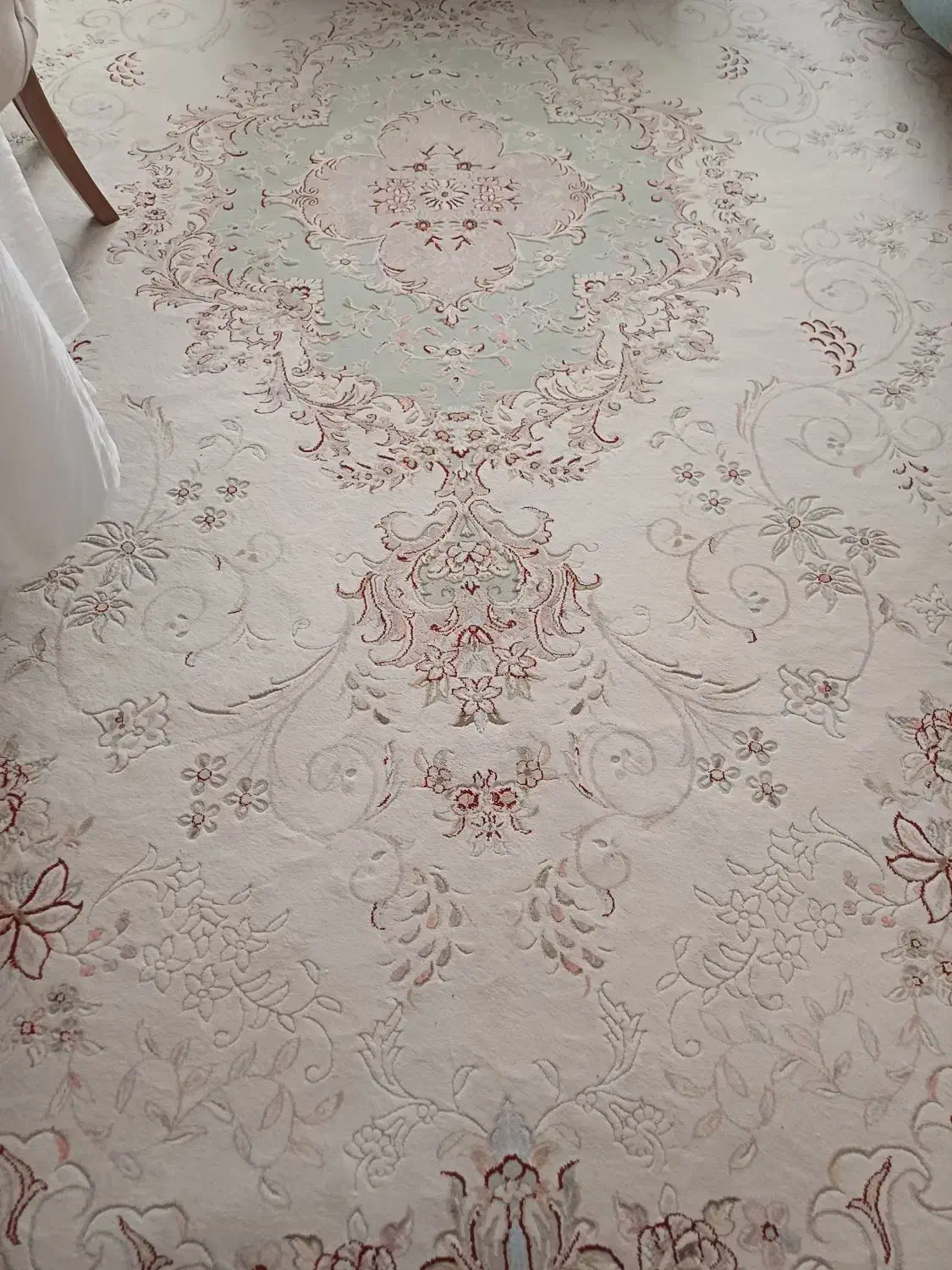 فرش ۱۲ متری نگین مشهد گل برجسته بسیار زیبا و تمیز|فرش|پرند, فاز ۶|دیوار