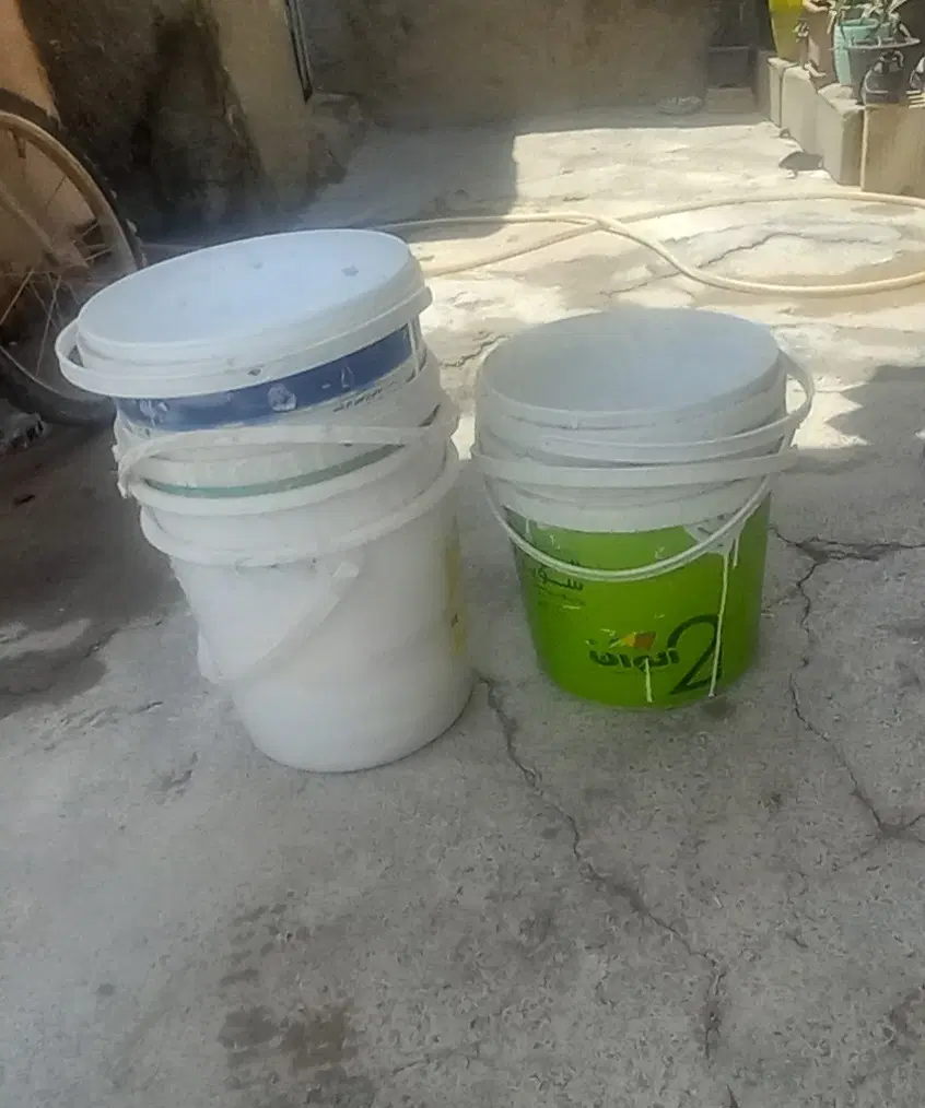 سطل خالی|ظروف نگهدارنده، پلاستیکی، یک‌بارمصرف|شیروان (خراسان), |دیوار
