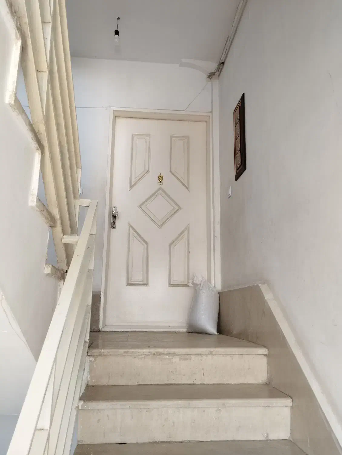 درب ورودی،در واحد|مصالح و تجهیزات ساختمان|قرچک, میرزائی جنوبی|دیوار