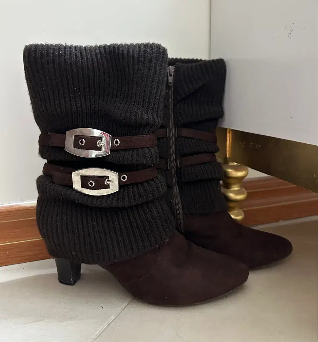 چکمه و کیف و صندل و شال|کیف، کفش، کمربند|اصفهان, پروین|دیوار