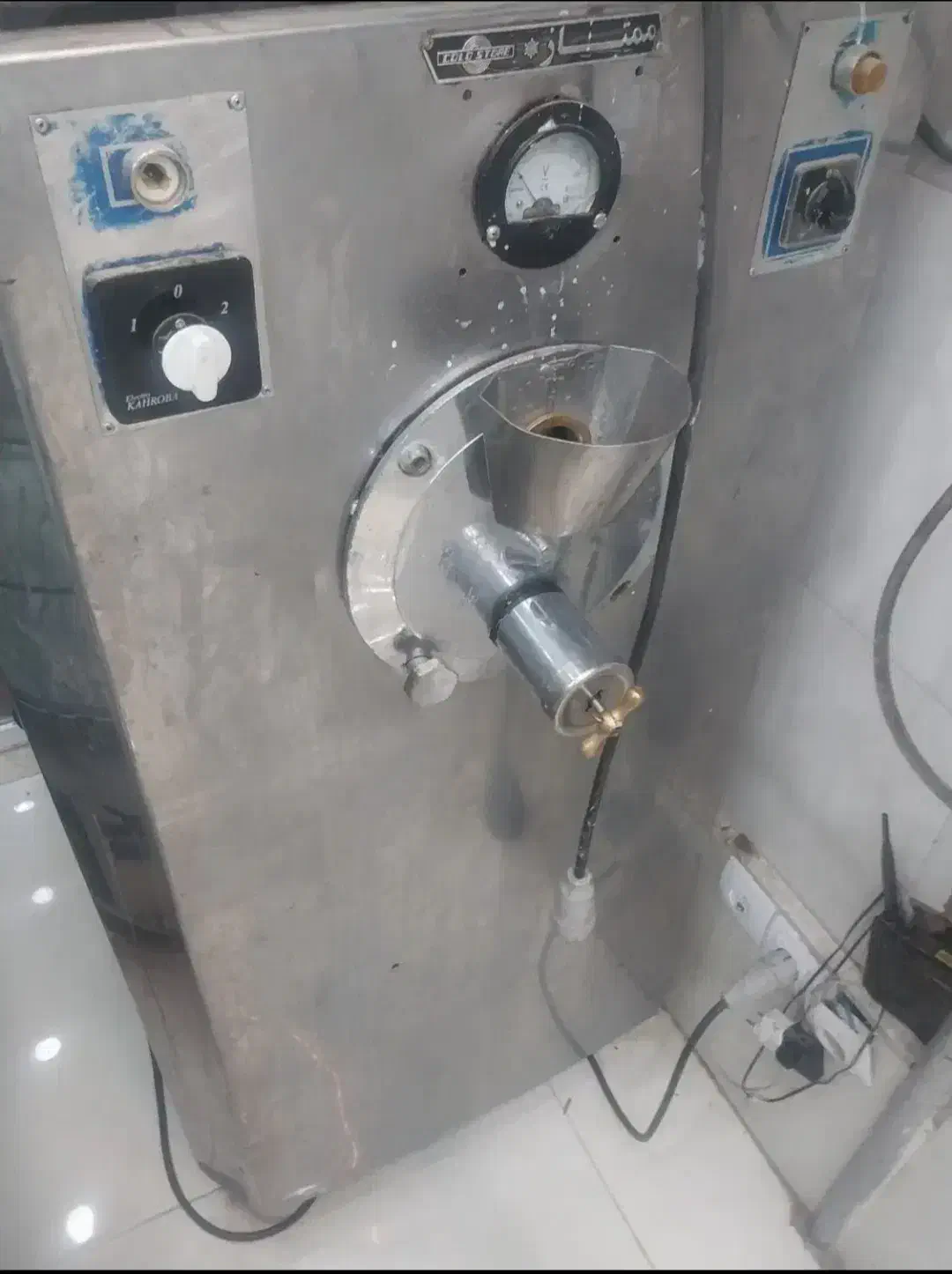 دستگاه بستنی ساز|سایر لوازم برقی|سبزوار, چهارراه فرودگاه|دیوار