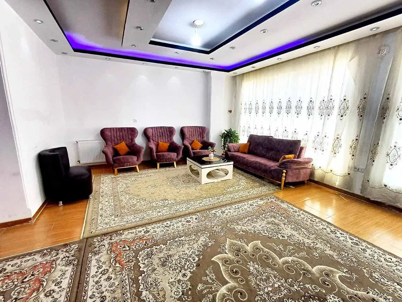 اجاره سوییت آپارتمان نو ساز در جوانرود با4پارکینگ|اجارهٔ کوتاهمدت آپارتمان و سوئیت|جوانرود, |دیوار