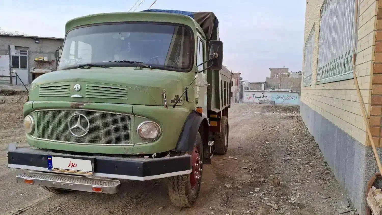 ۹۱۱ مدل ۱۳۶۰|خودرو سنگین|قروه, |دیوار