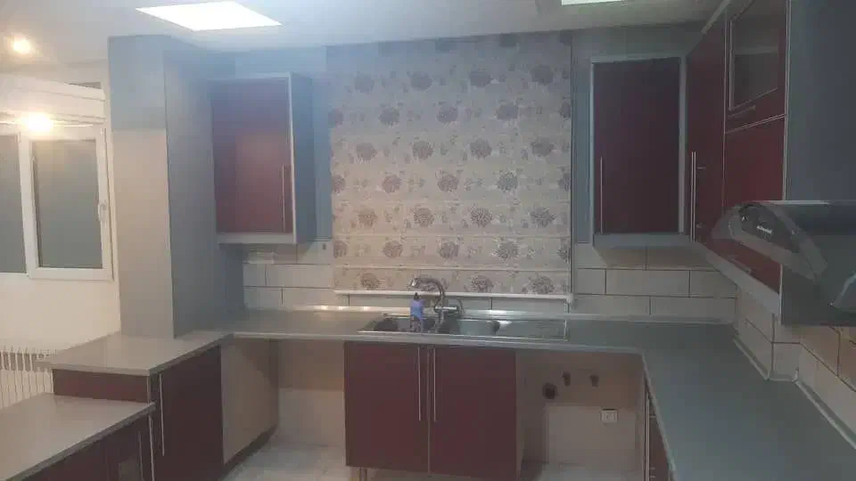 125متر آپارتمان باکلیه امکانات تهران نوامامت