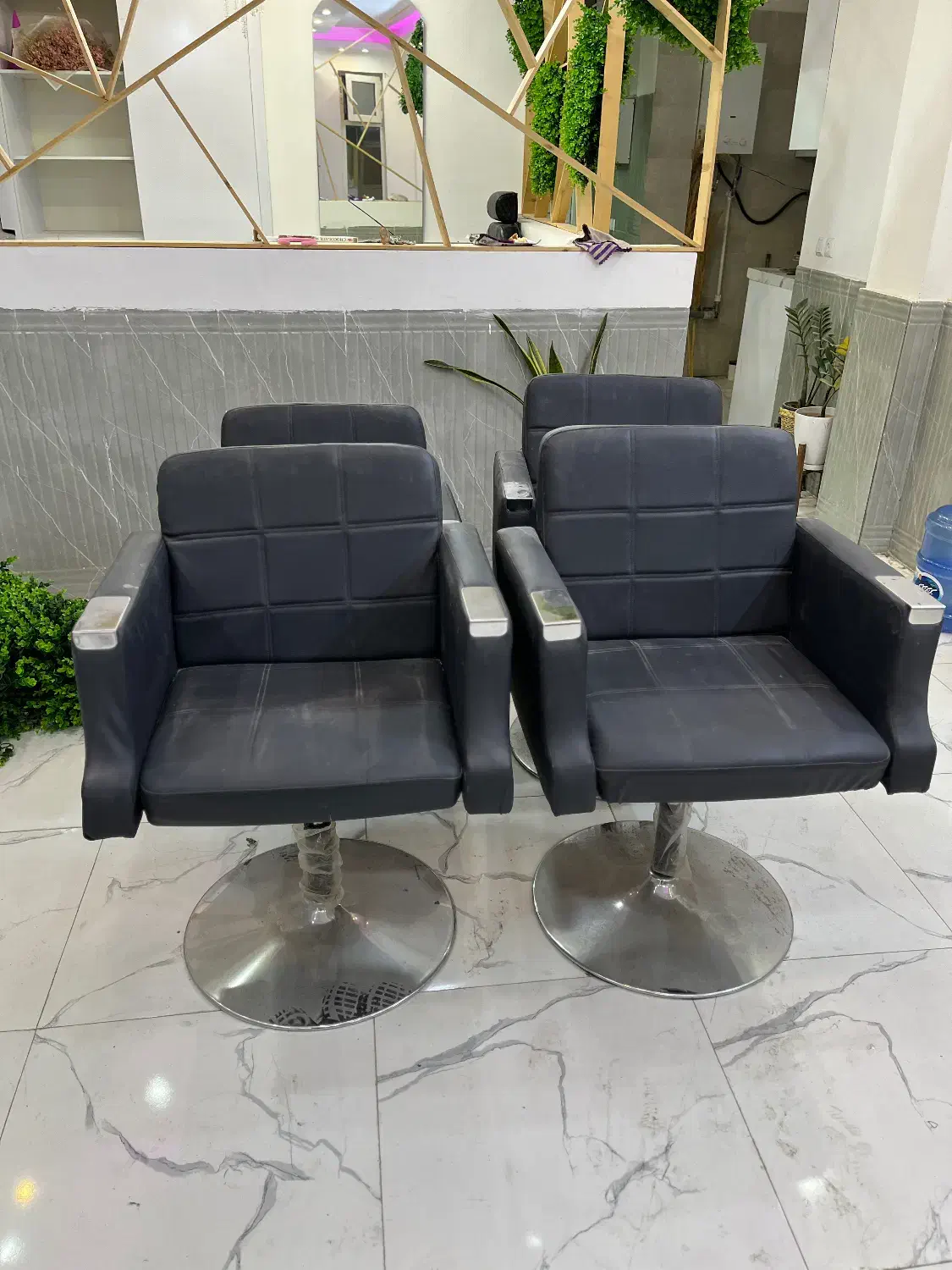 صندلی ارایشگاهی|آرایشگاه و سالنهای زیبایی|قائمشهر, |دیوار