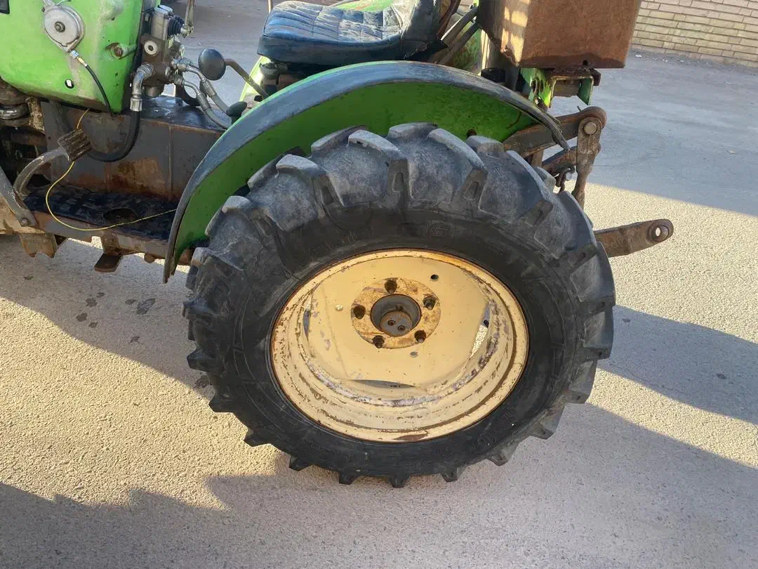 تراکتور کمر شکن 40.|ماشین‌آلات صنعتی|فردوس (کرمان), |دیوار